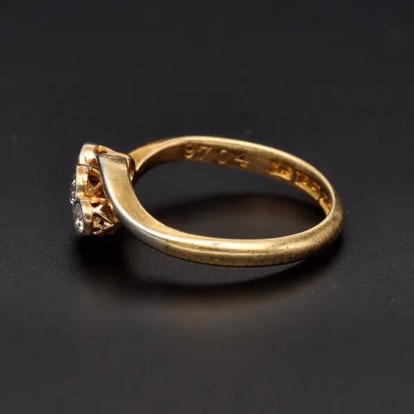18ct Yellow Gold 0.3ct Diamond Trilogy Pinky Ring
