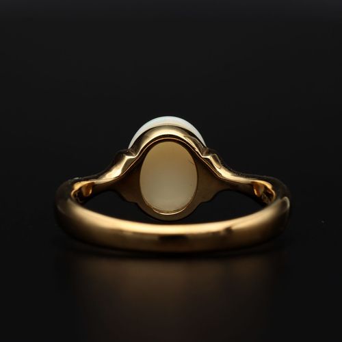 18ct Gold Opal and Diamond Ring image-5