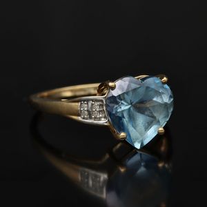 Gold Heart Shape Topaz Diamond Ring