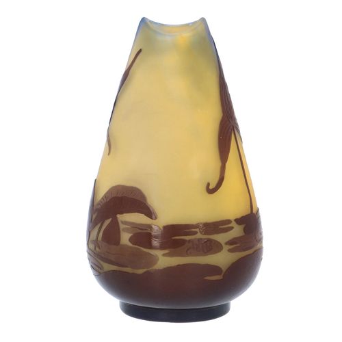 Galle Aquatic Lillies Glass Vase image-2