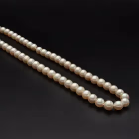 9k Gold Clasp Re Strung Cultured Pearls