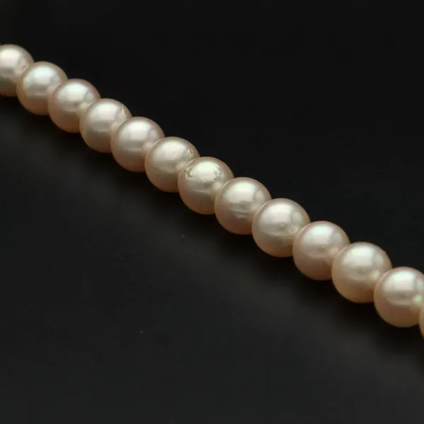 9k Gold Clasp Re Strung Cultured Pearls