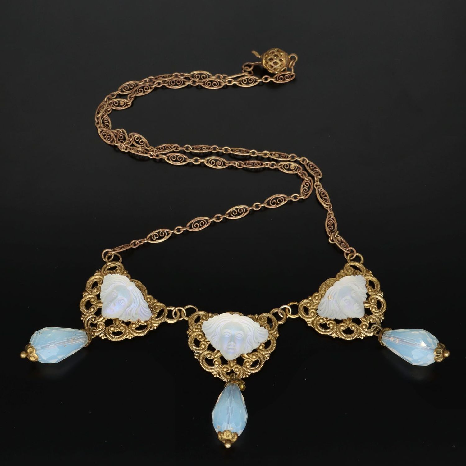 Art deco statement on sale necklace