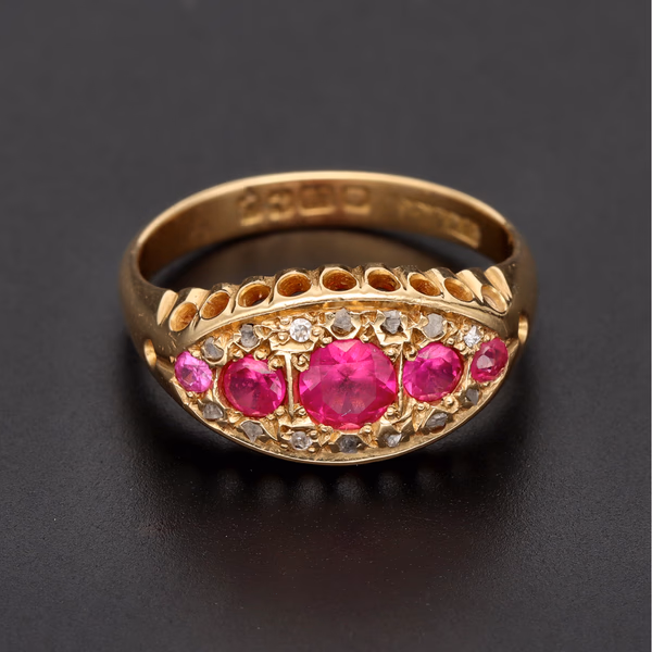 Late Victorian 18ct Yellow Gold Boat-Style Ring