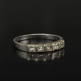 18ct Gold 0.5ct Diamond Ring. Edinburgh 1999
