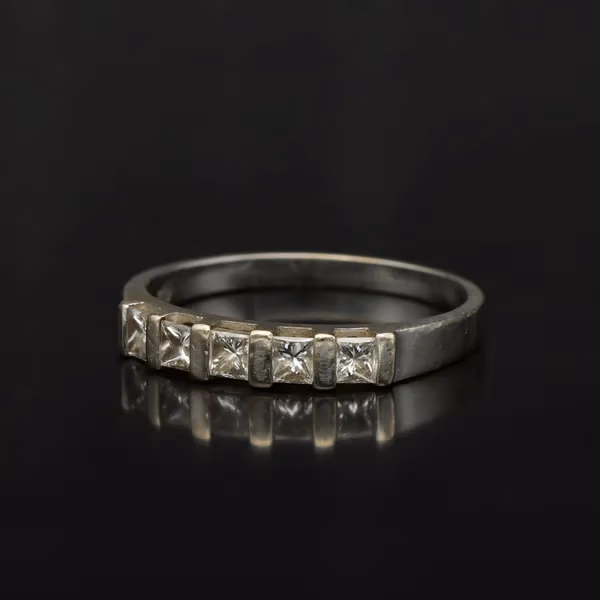 18ct Gold 0.5ct Diamond Ring. Edinburgh 1999