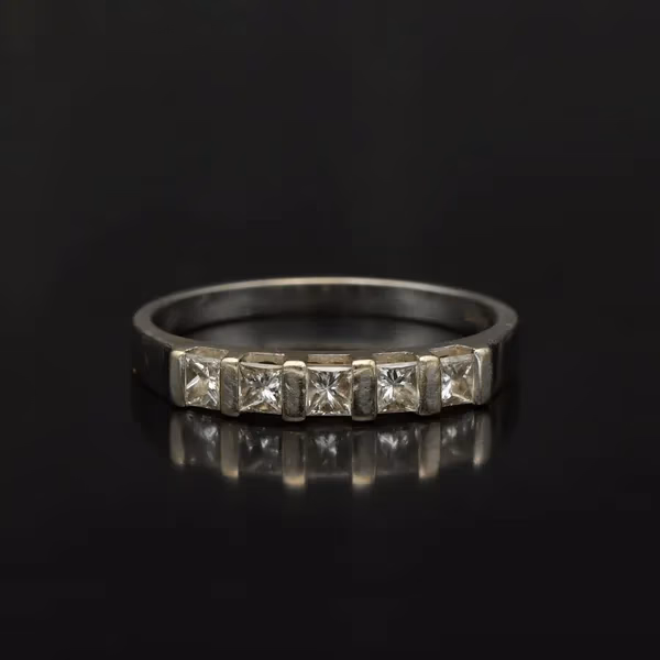 18ct Gold 0.5ct Diamond Ring. Edinburgh 1999