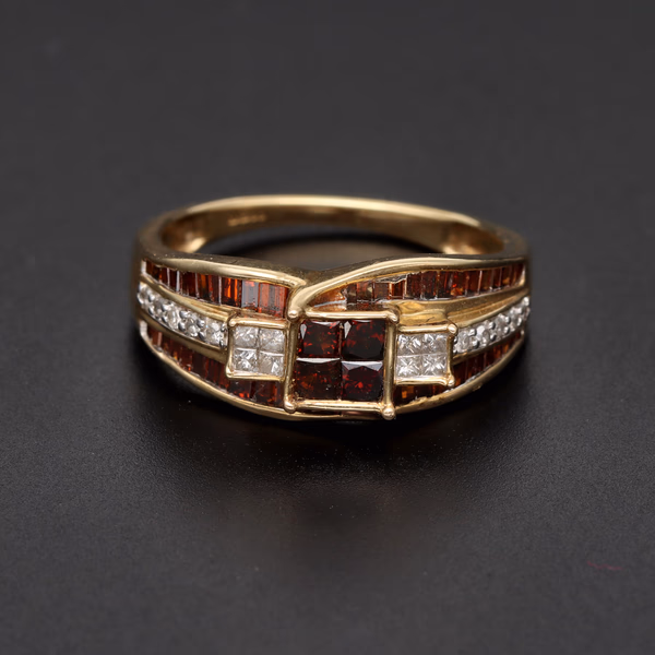 9ct Yellow Gold Amber & Diamond Ring