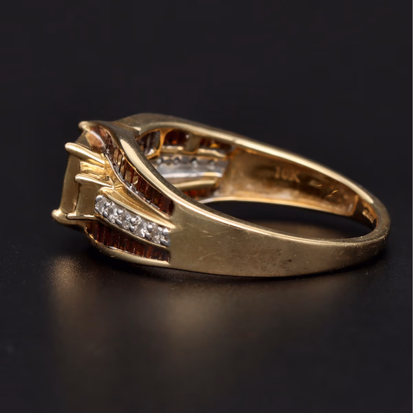 9ct Yellow Gold Amber & Diamond Ring