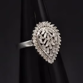 18ct Gold .75ct Diamond Ring