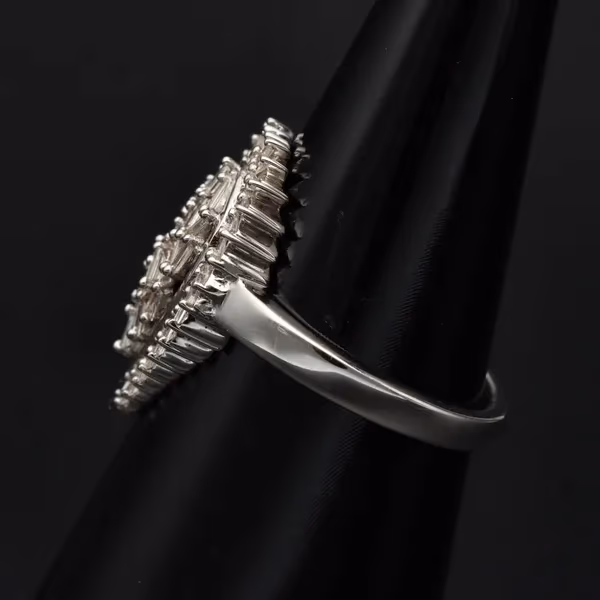18ct Gold .75ct Diamond Ring