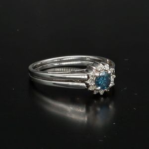 14ct Gold Flip Blue Diamond Ring
