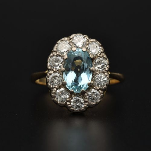 18ct Gold Aquamarine and Diamond Ring image-2