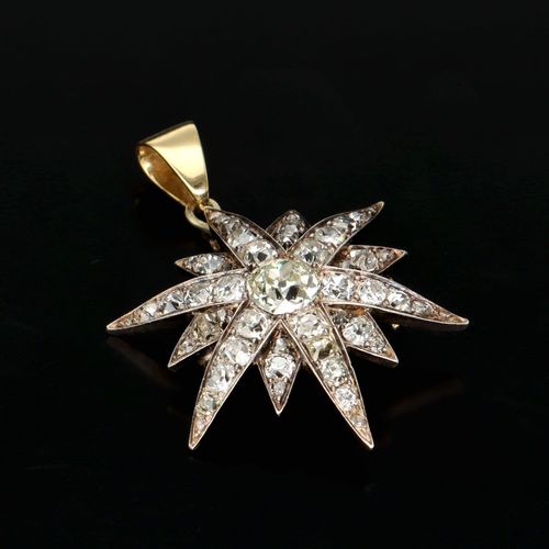 Vintage 18ct Gold Diamond Pendant Brooch image-2