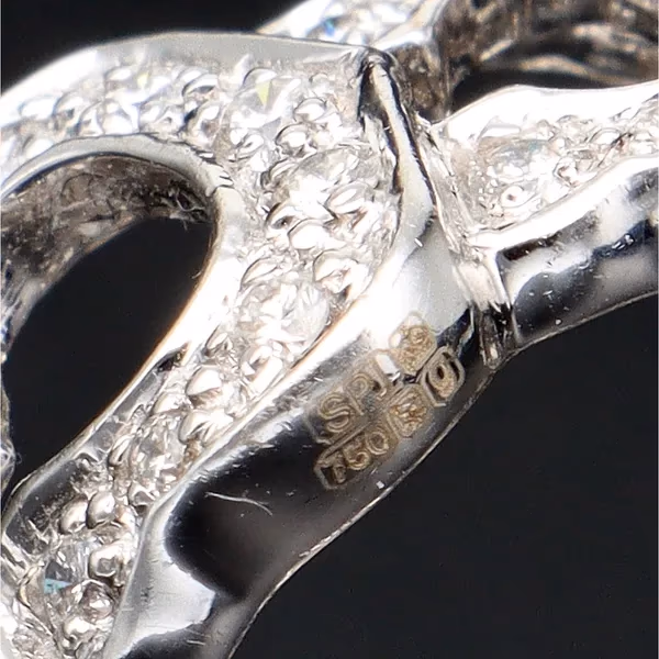 18ct Gold Diamond Ring