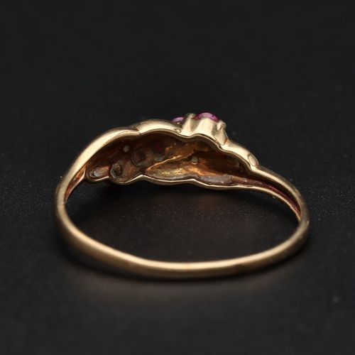 1950s 9ct Gold Ruby and Diamond Ring image-5