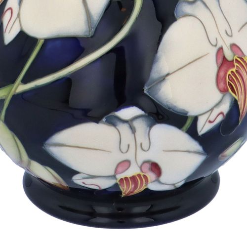Moorcroft Limited Edition Chatsworth Vase image-4