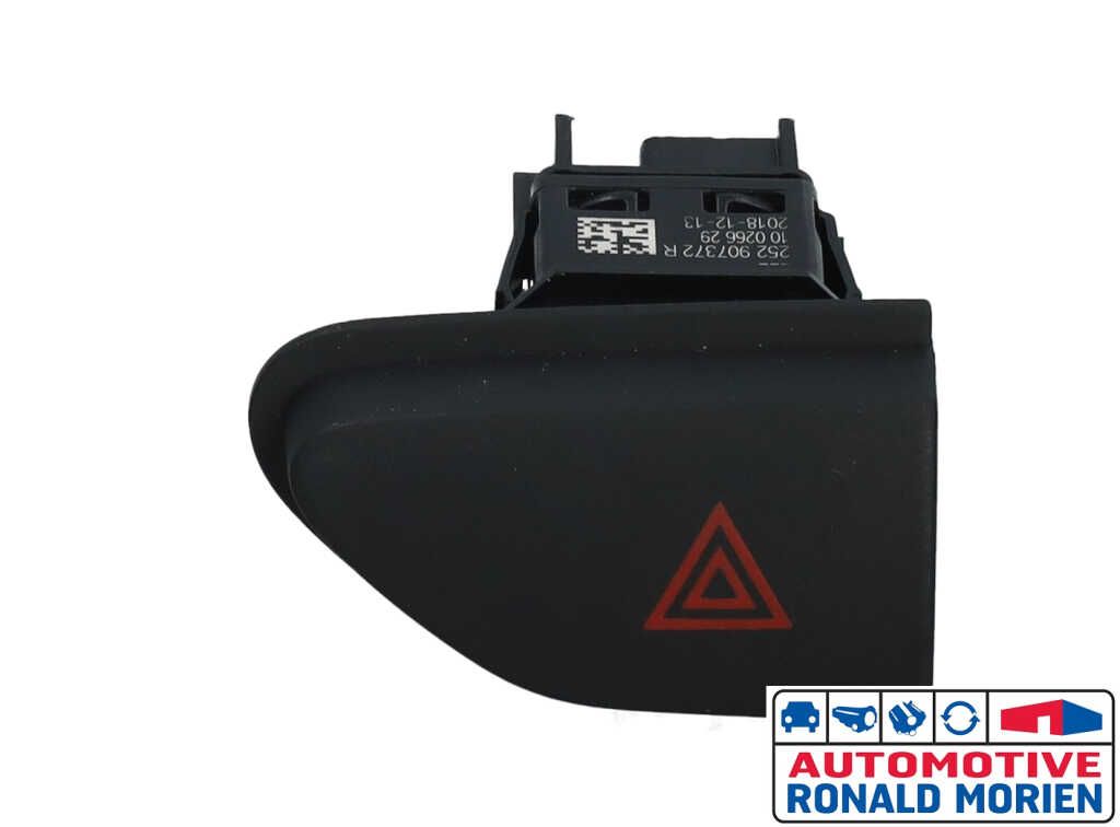 Used Panic lighting switch Renault Captur (2R) 1.3 TCE 150 16V Price € 10,00 Margin scheme offered by Automaterialen Ronald Morien B.V.