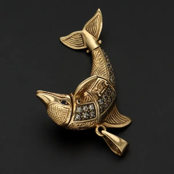 9ct Gold Dolphin Pendant