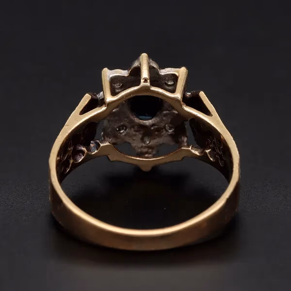 Retro - Vintage Gold Sapphire Diamond Ring