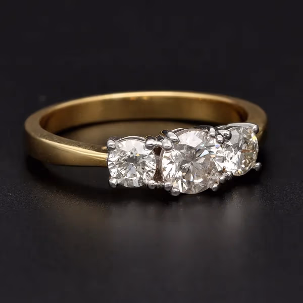 18ct Yellow Gold Trilogy Diamond Ring