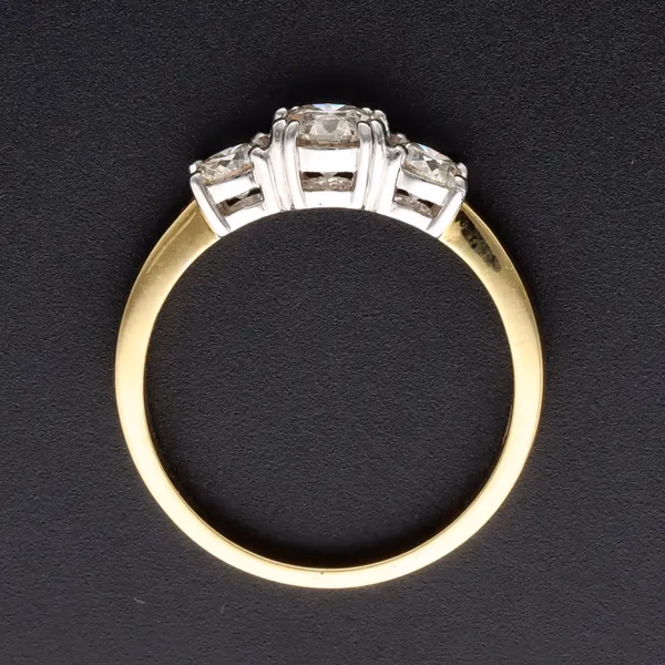 18ct Yellow Gold Trilogy Diamond Ring