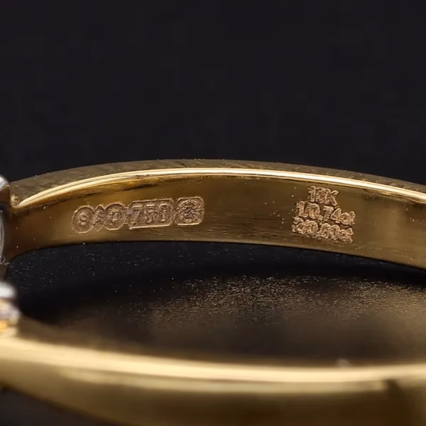 18ct Yellow Gold Trilogy Diamond Ring