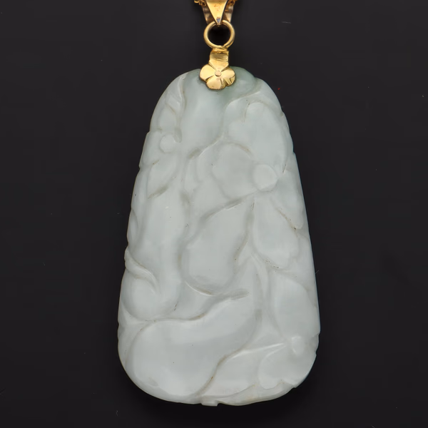 Fine Jade Pendant