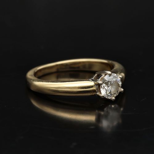 18ct Gold Diamond Solitaire Ring image-1