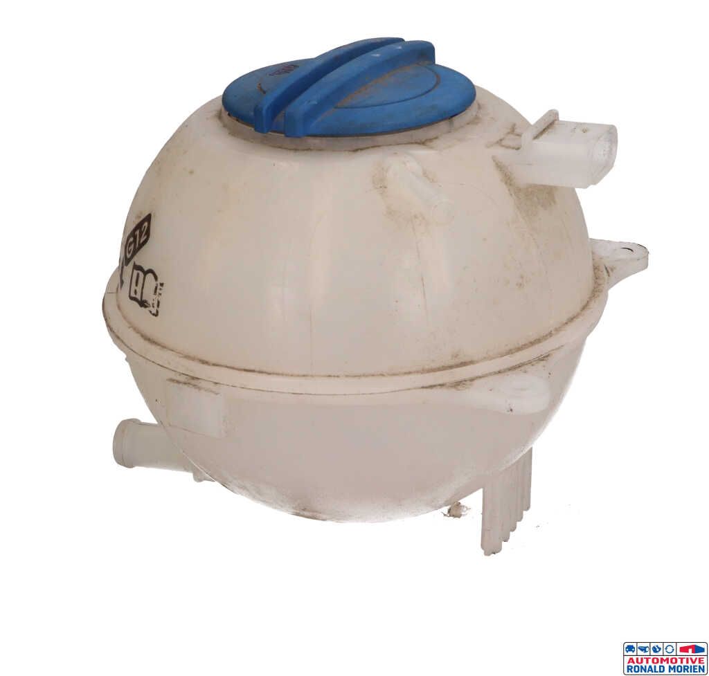 Used Expansion vessel Skoda Rapid Spaceback 1.2 TSI Price € 10,00 Margin scheme offered by Automaterialen Ronald Morien B.V.