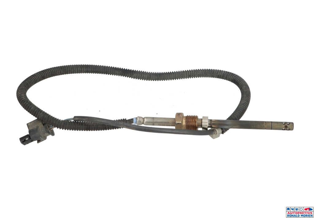 Used Exhaust heat sensor Mercedes Sprinter 3,5t (907.6/910.6) 314 CDI 2.1 D RWD Price € 45,00 Inclusive VAT offered by Automaterialen Ronald Morien B.V.