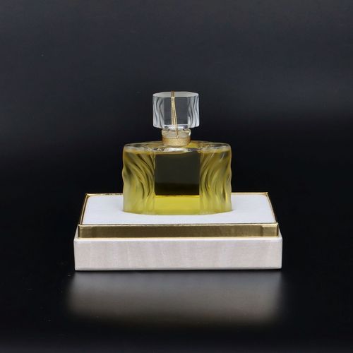 Estée Lauder Limited Edition Beautiful Perfume image-3