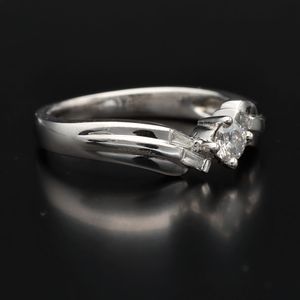 18ct White Gold and Diamond Ring by Damas