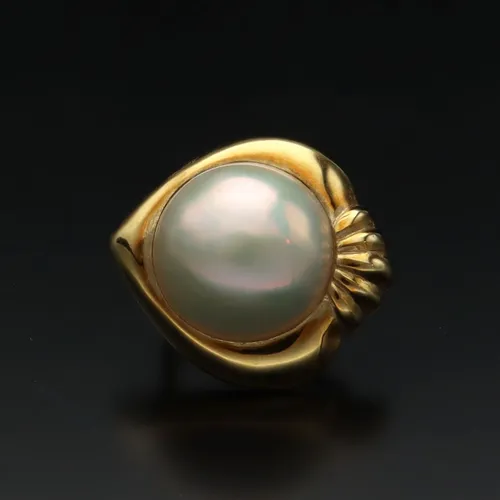 Vintage 14ct Gold Mabé Pearl Gold Earrings image-3