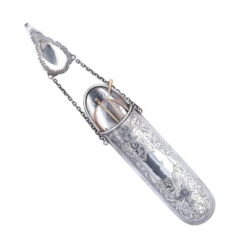 Silver Spectacle Case with Chatelaine and Chain image-3