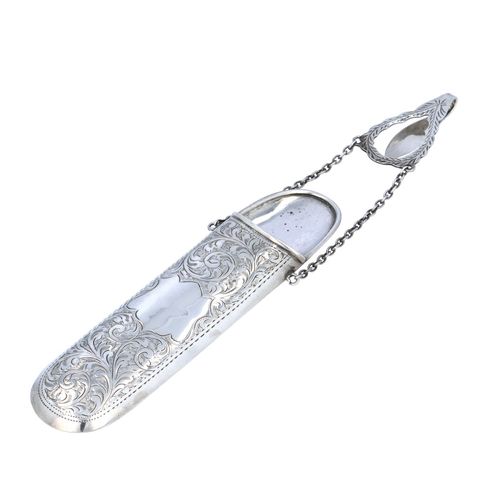 Silver Spectacle Case with Chatelaine and Chain image-2