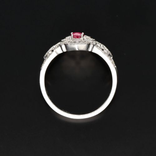 18ct Gold Diamond and Ruby Ring image-6