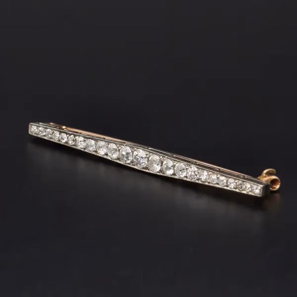 18ct White Gold & Diamond Brooch