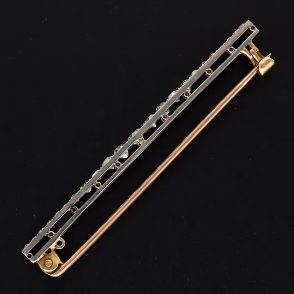 18ct White Gold & Diamond Brooch