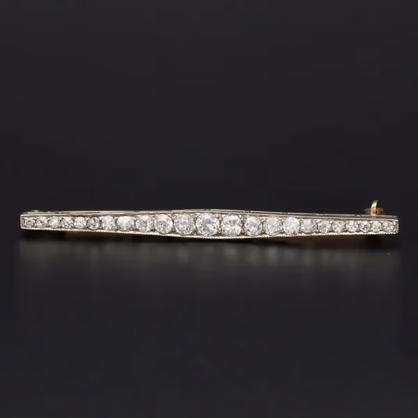 18ct White Gold & Diamond Brooch