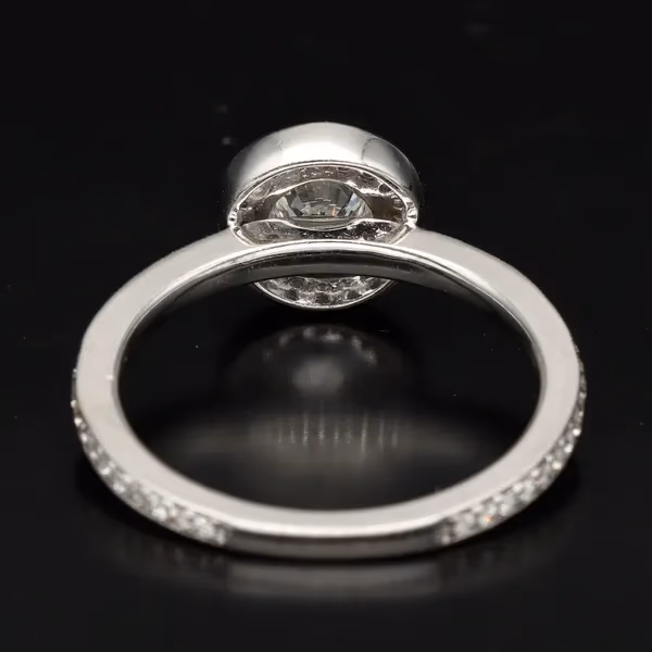 18ct Gold Diamond Halo Engagement Ring