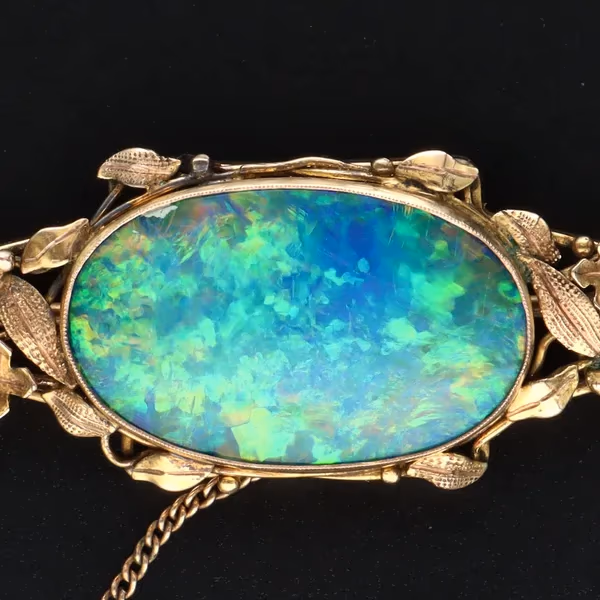 Antique 9ct Gold Lightning Ridge Opal Brooch