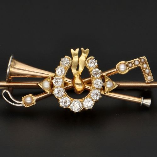 Vintage 15ct Gold Diamond and Pearl Hunting Brooch image-3