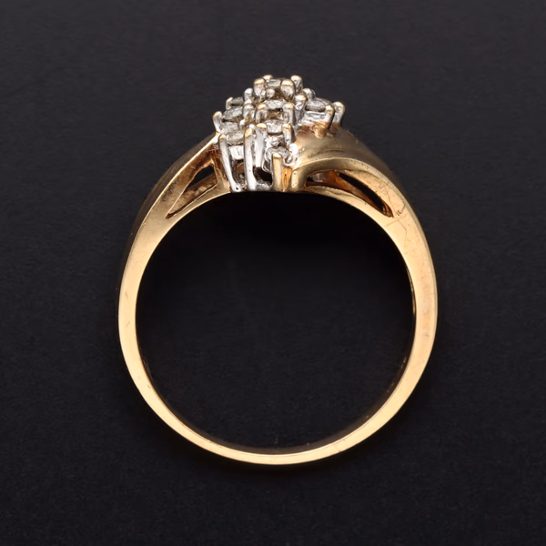 9ct Gold Diamond Ring