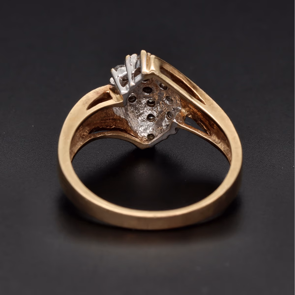 9ct Gold Diamond Ring