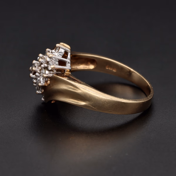 9ct Gold Diamond Ring