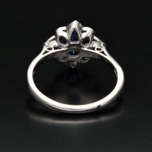 Vintage Style Sapphire and Diamond Ring image-4
