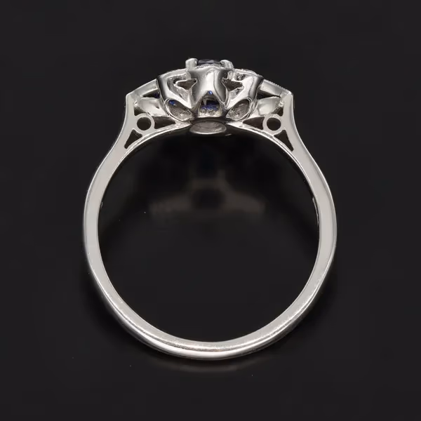 Vintage Style Sapphire and Diamond Ring