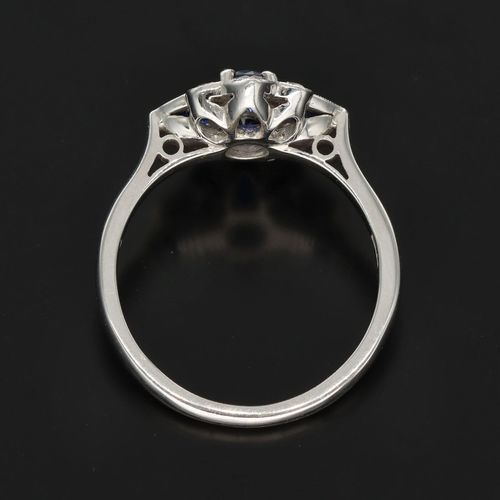 Vintage Style Sapphire and Diamond Ring image-6