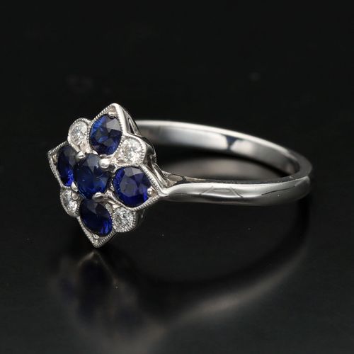 Vintage Style Sapphire and Diamond Ring image-3